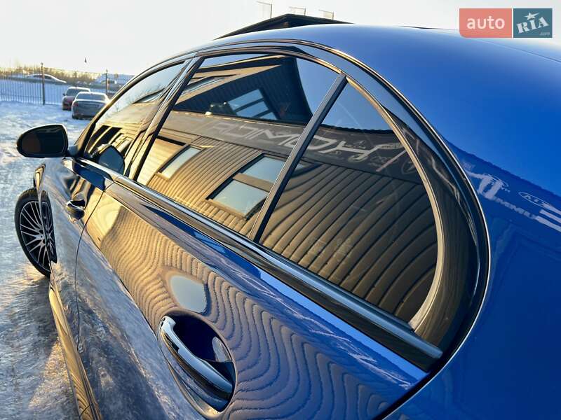 Седан Mercedes-Benz C-Class 2022 в Києві