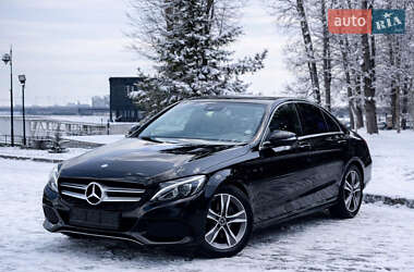 Седан Mercedes-Benz C-Class 2015 в Киеве