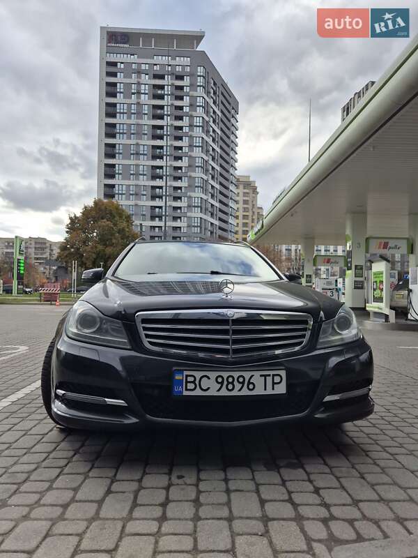 Mercedes-Benz C-Class 2013