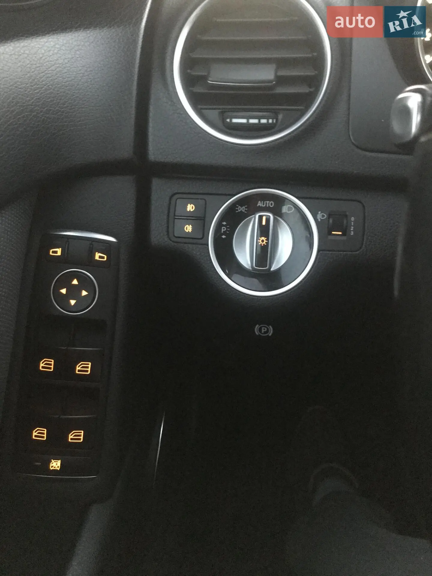 2013 Mercedes-Benz C-klasse - мініатюра 15