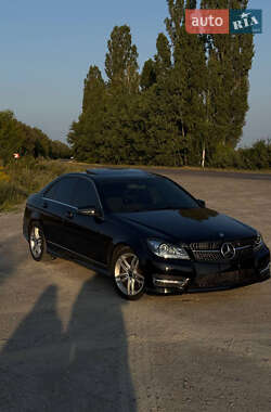 Седан Mercedes-Benz C-Class 2013 в Києві