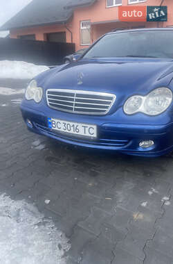 Универсал Mercedes-Benz C-Class 2007 в Комарному