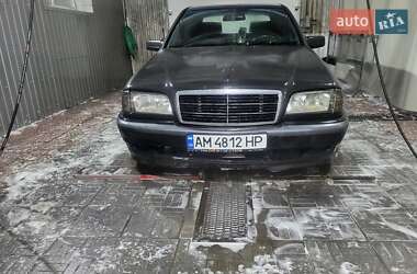 Седан Mercedes-Benz C-Class 1997 в Бердичеві