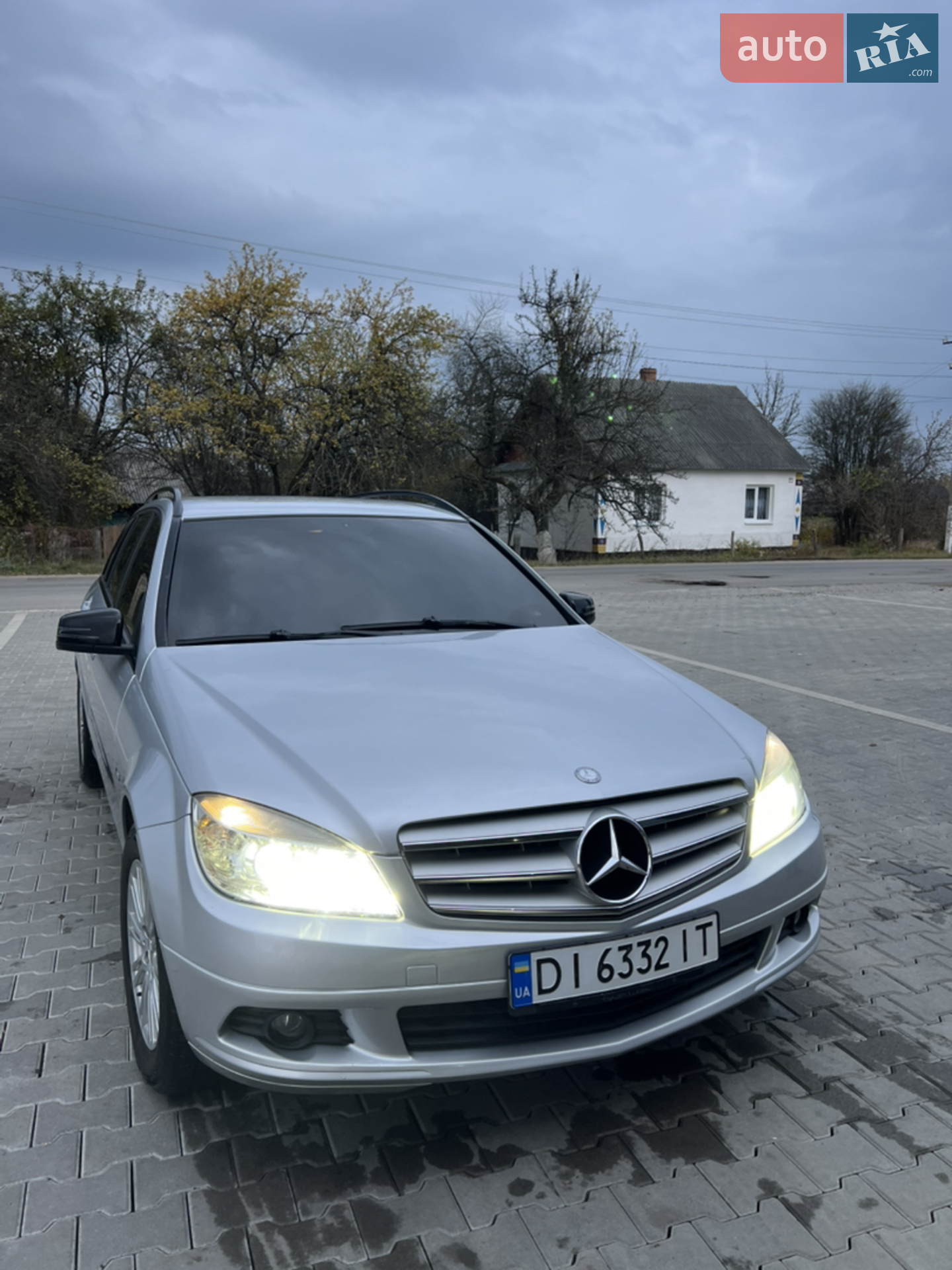2011 Mercedes-Benz C-klasse - мініатюра 2