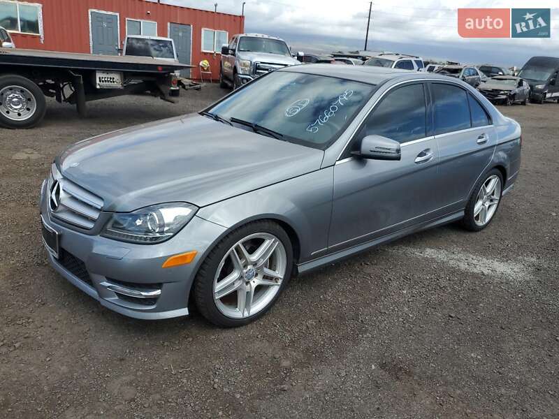 Mercedes-Benz C-Class 2013