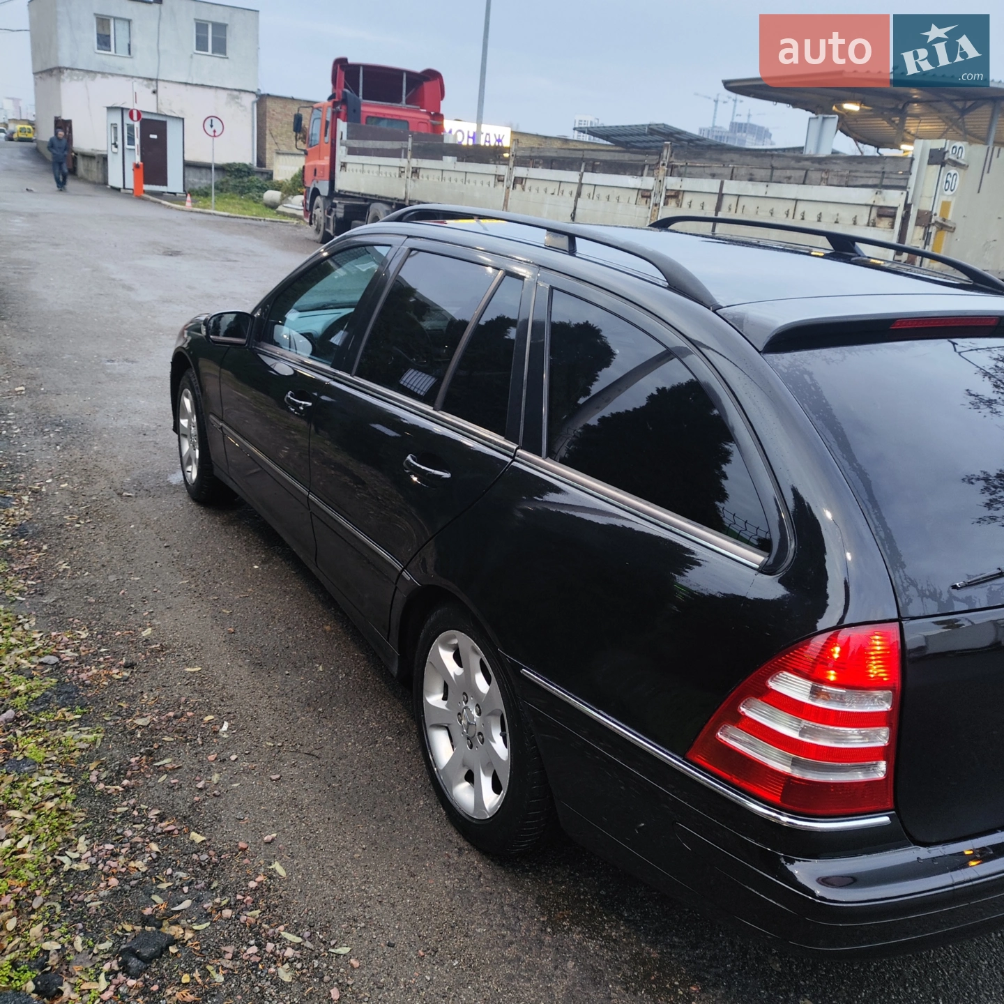 Mercedes-Benz C-Class 2006 VIN WDB2032081F896910 фото оголошення 5 з 10