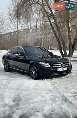 Седан Mercedes-Benz C-Class 2017 в Киеве