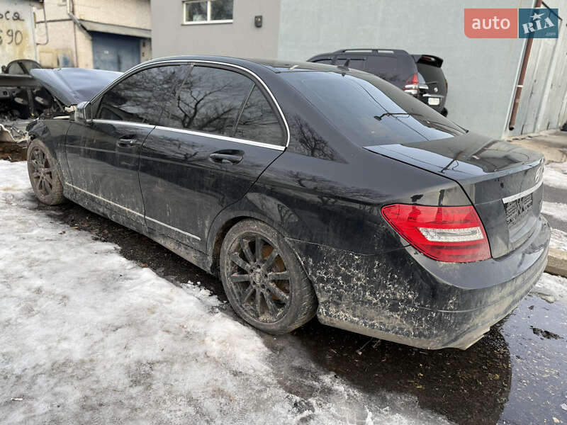 Mercedes-Benz C-Class 2012