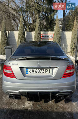 Купе Mercedes-Benz C-Class 2012 в Києві