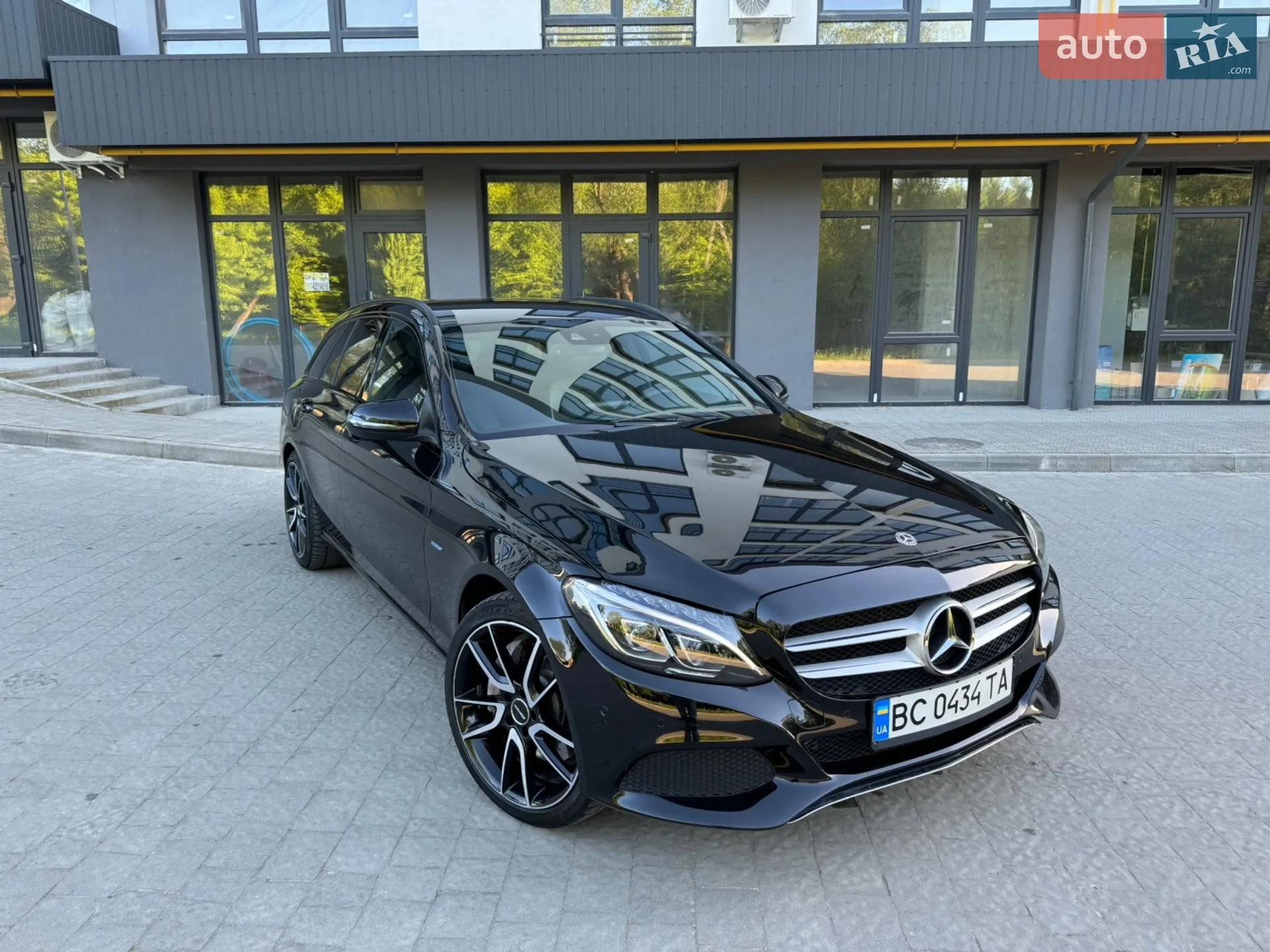 2016 Mercedes-Benz C-klasse - мініатюра 2