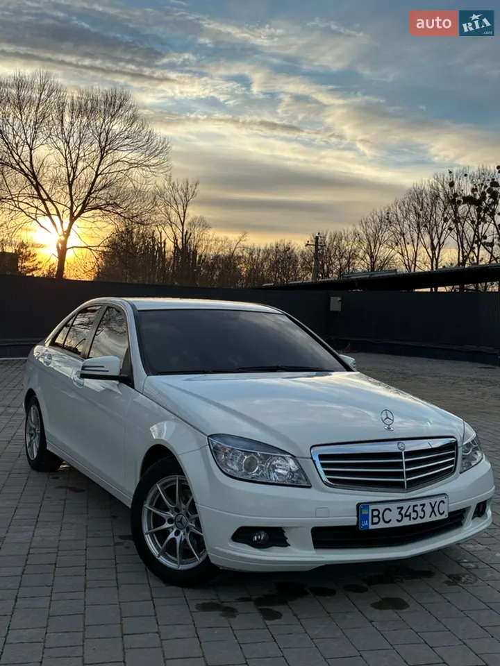 2010 Mercedes-Benz C-klasse - мініатюра 23