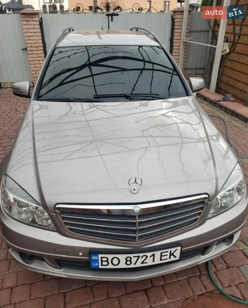 Mercedes-Benz C-Class