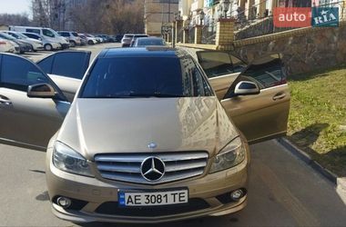 Седан Mercedes-Benz C-Class 2007 в Обухові