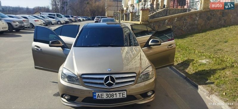 Mercedes-Benz C-Class 2007