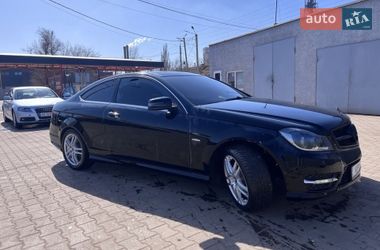 Седан Mercedes-Benz C-Class 2011 в Кривом Роге
