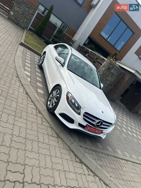 Седан Mercedes-Benz C-Class 2017 в Стрию