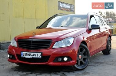 Універсал Mercedes-Benz C-Class 2012 в Львові