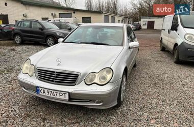 Седан Mercedes-Benz C-Class 2004 в Киеве