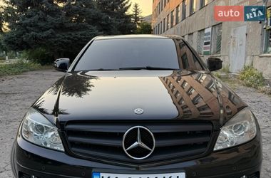 Седан Mercedes-Benz C-Class 2007 в Монастирищеві
