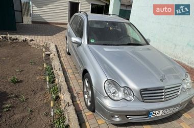 Універсал Mercedes-Benz C-Class 2005 в Гайвороні