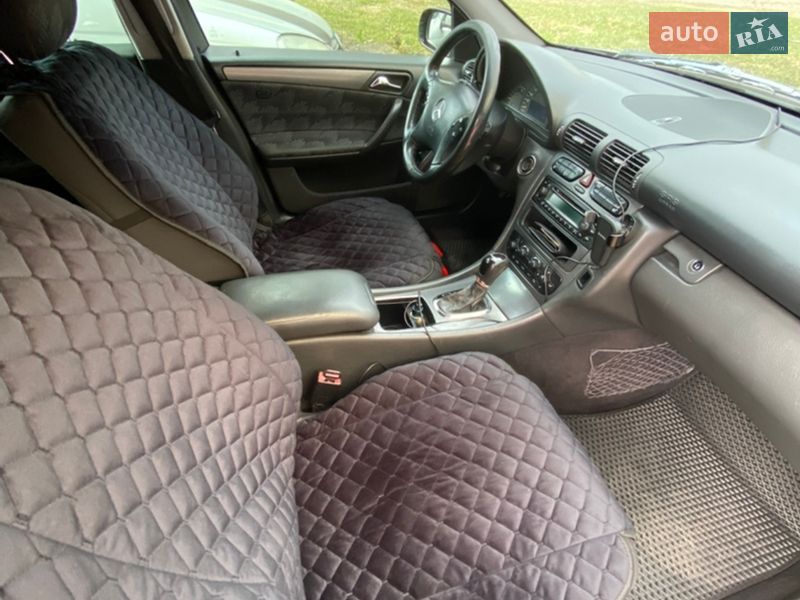 Универсал Mercedes-Benz C-Class 2002 в Виннице