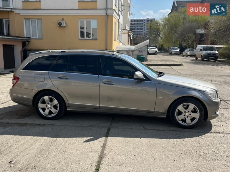 Универсал Mercedes-Benz C-Class 2008 в Ивано-Франковске