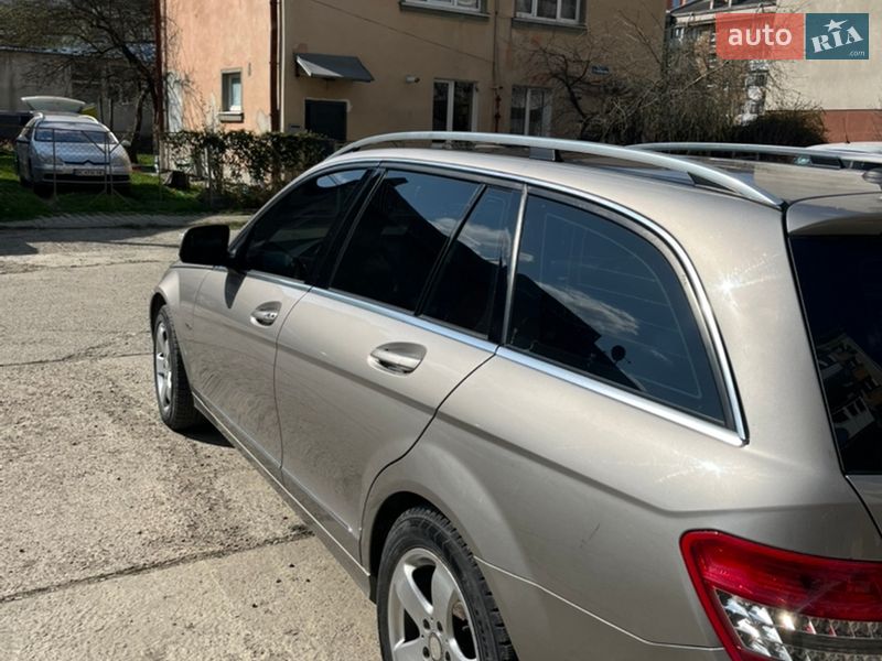Универсал Mercedes-Benz C-Class 2008 в Ивано-Франковске