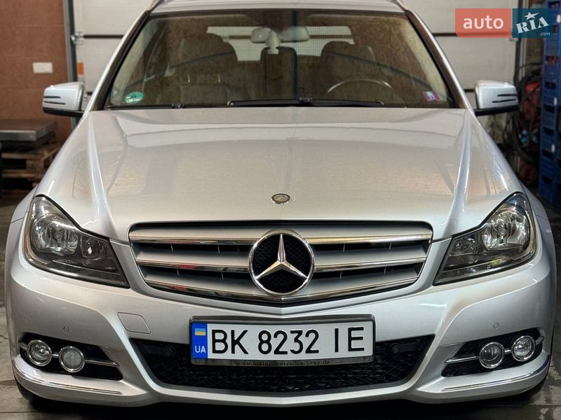 Mercedes-Benz C-Class 2012