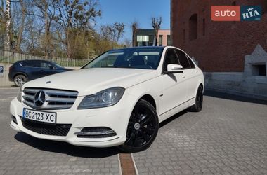 Седан Mercedes-Benz C-Class 2012 в Львове