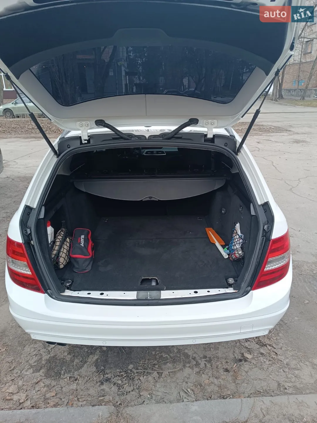 2013 Mercedes-Benz C-klasse - мініатюра 19