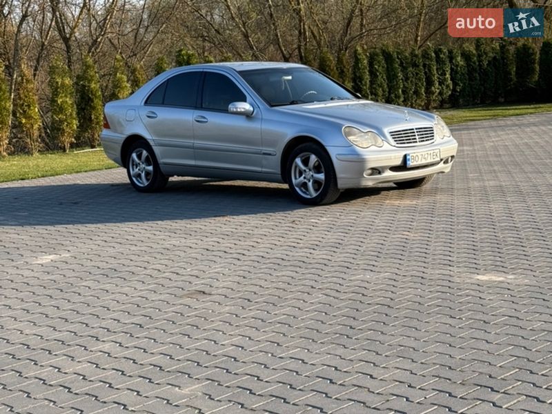 Mercedes-Benz C-Class 2003