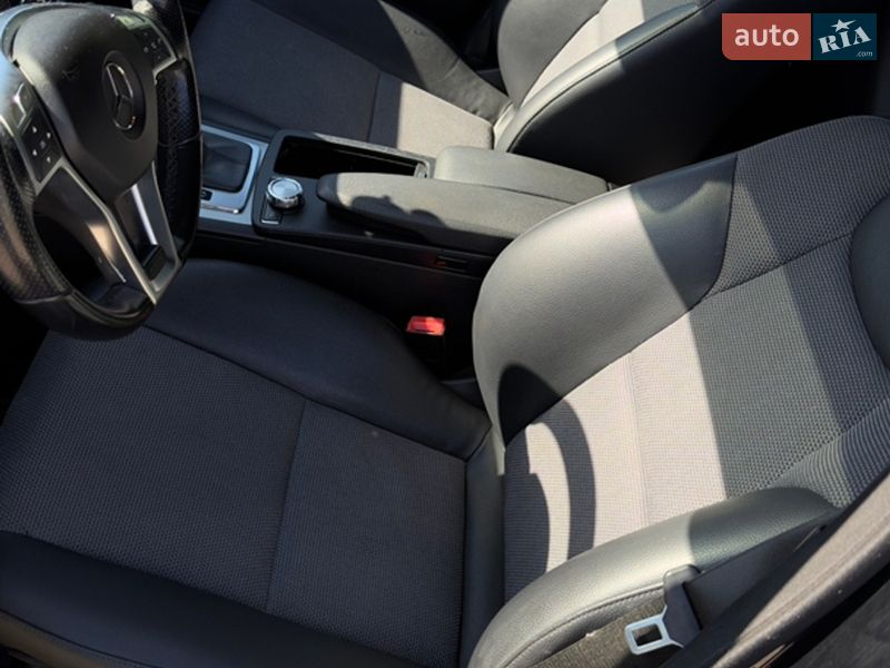 Седан Mercedes-Benz C-Class 2013 в Киеве