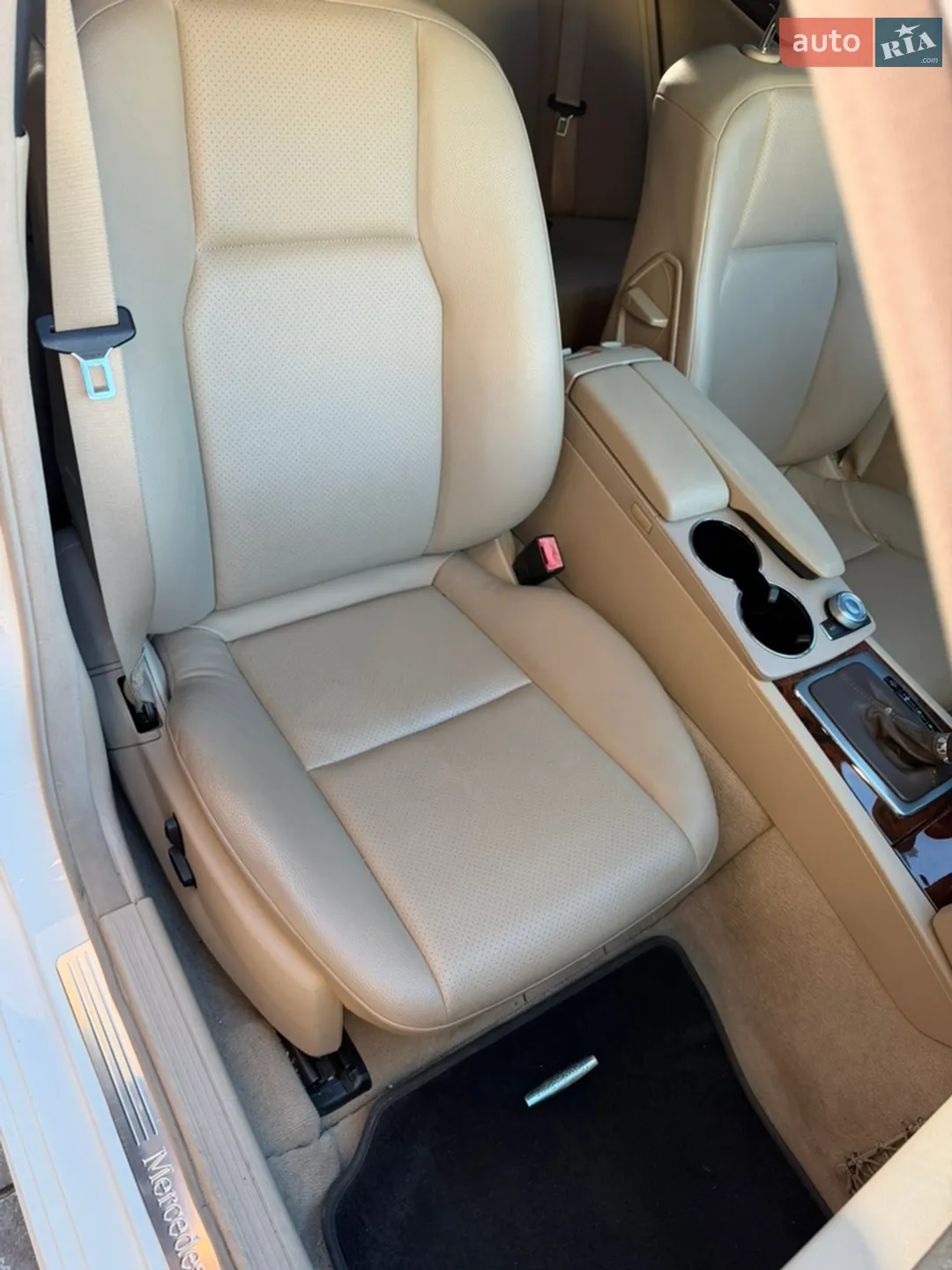 2011 Mercedes-Benz C-klasse - мініатюра 12