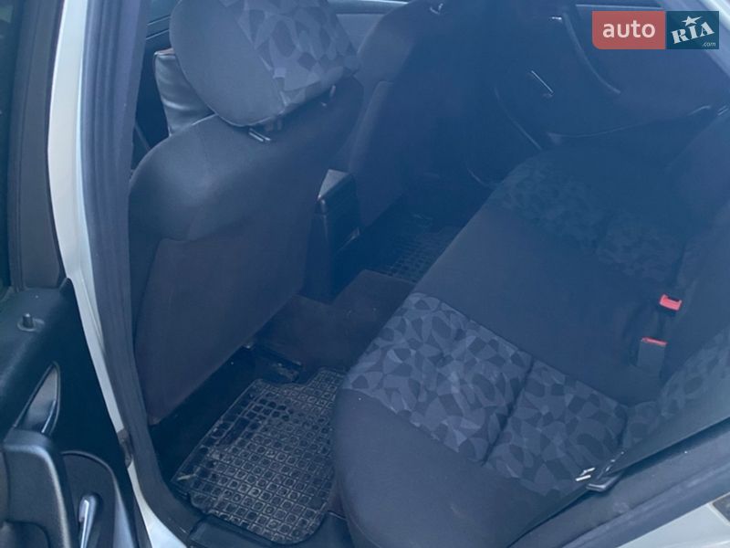 Седан Mercedes-Benz C-Class 1998 в Одессе