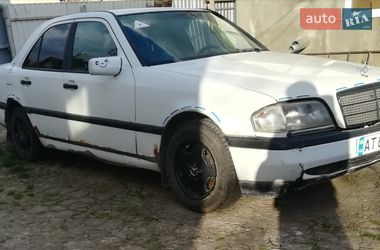 Седан Mercedes-Benz C-Class 1996 в Івано-Франківську