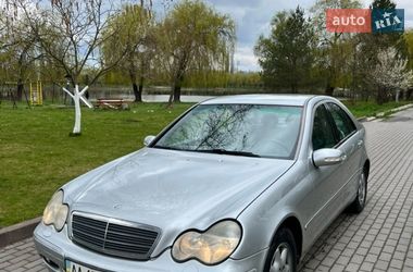 Седан Mercedes-Benz C-Class 2003 в Ровно