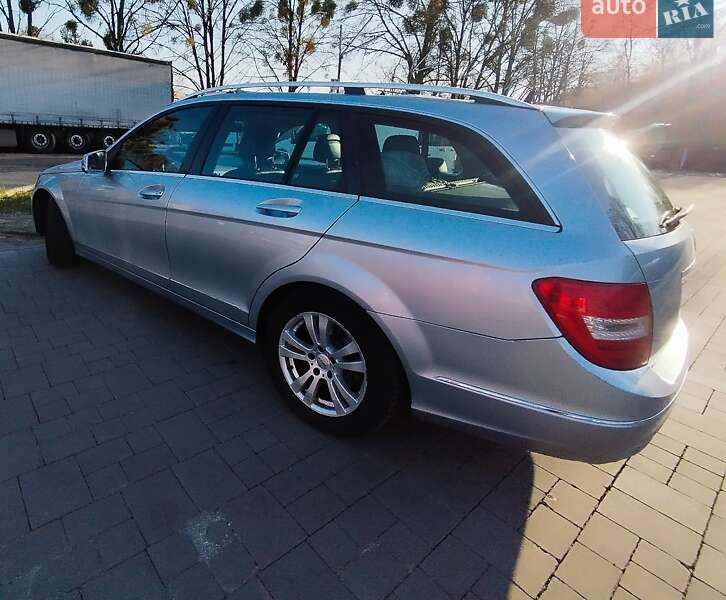 Универсал Mercedes-Benz C-Class 2013 в Ровно