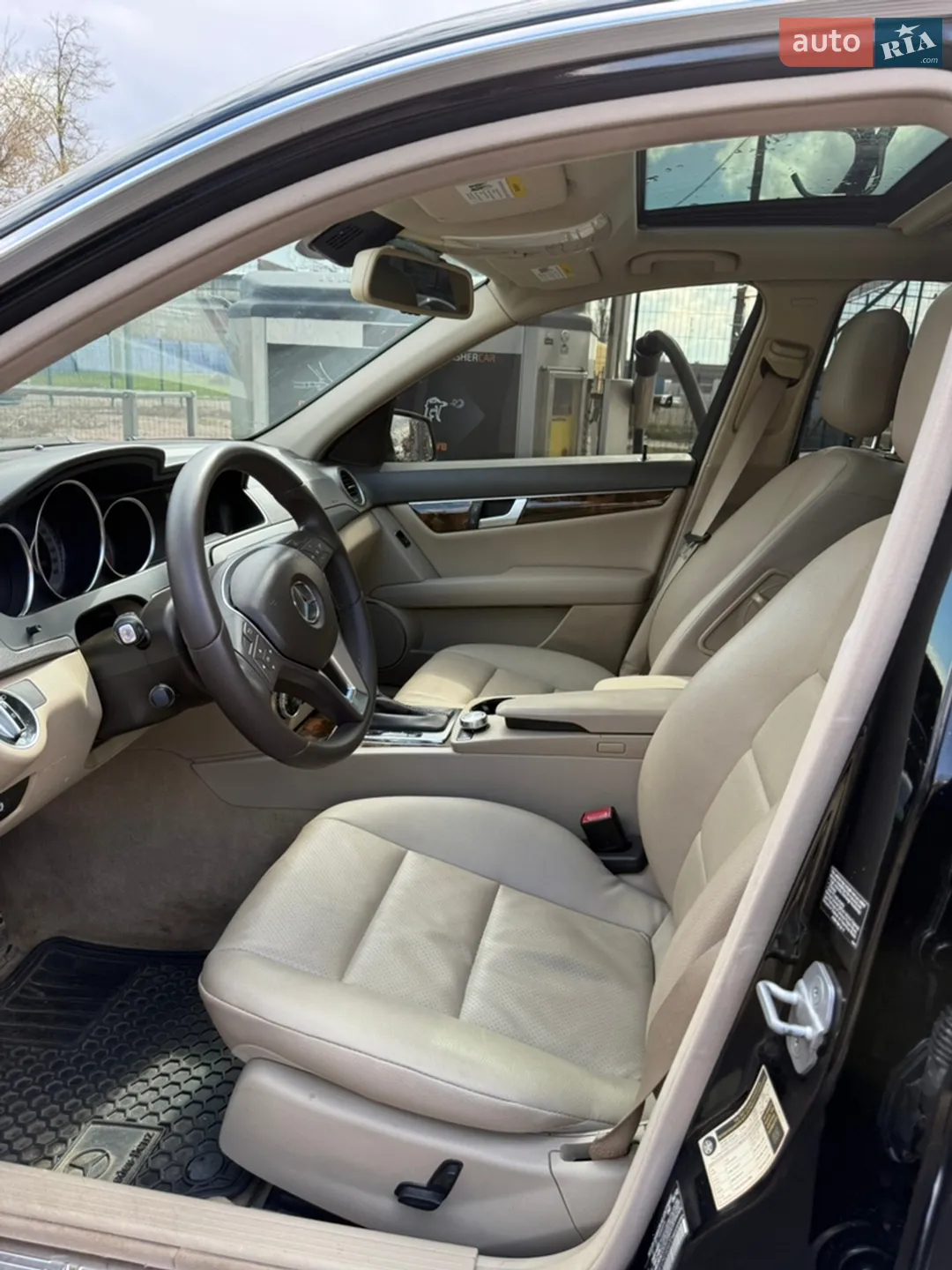 2012 Mercedes-Benz C-klasse - мініатюра 16