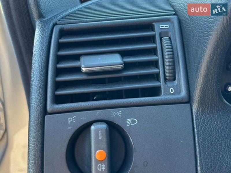 Седан Mercedes-Benz C-Class 2000 в Николаеве