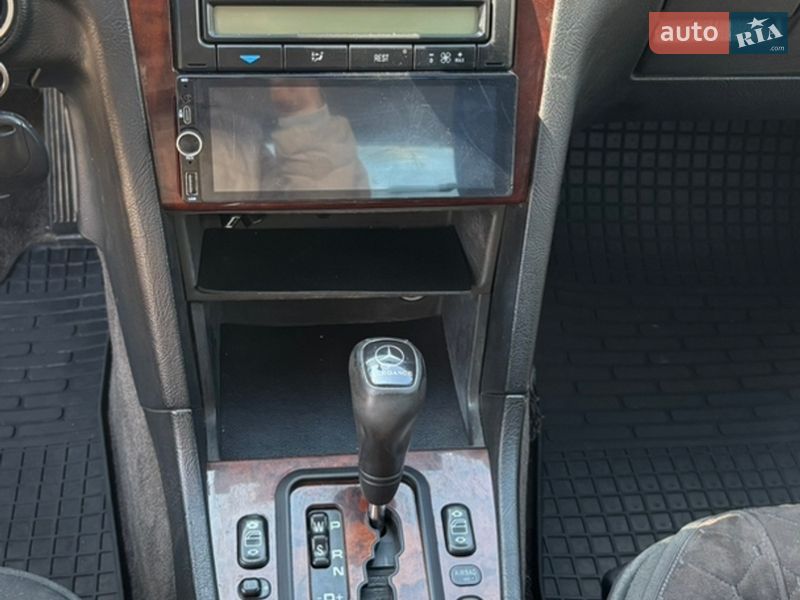 Седан Mercedes-Benz C-Class 2000 в Николаеве