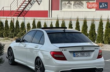 Седан Mercedes-Benz C-Class 2011 в Луцке