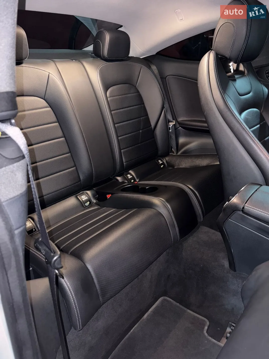 2016 Mercedes-Benz C-klasse - мініатюра 16