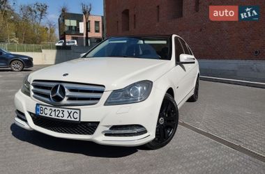 Седан Mercedes-Benz C-Class 2012 в Львове