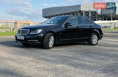 Седан Mercedes-Benz C-Class 2012 в Львове