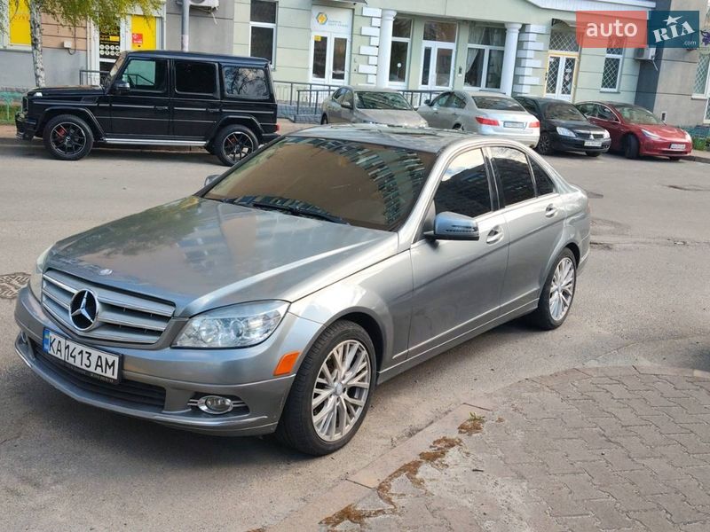 Mercedes-Benz C-Class 2010