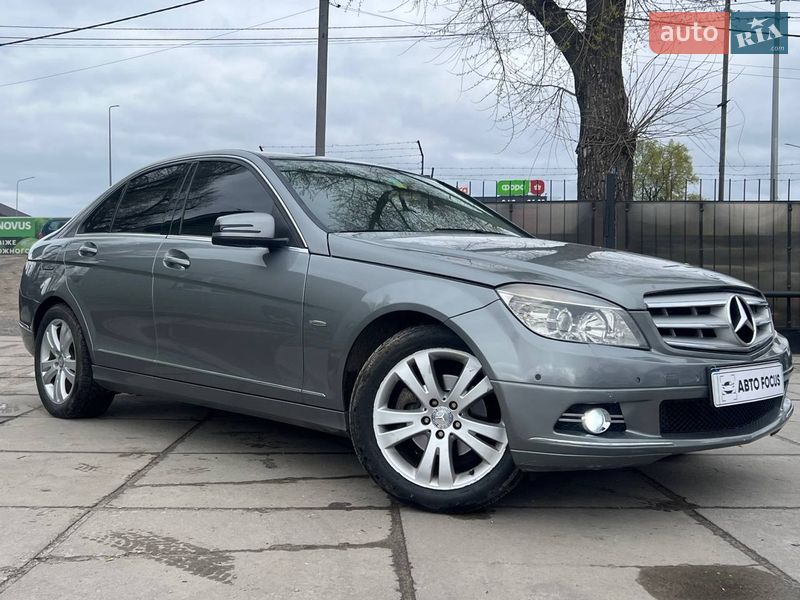 Mercedes-Benz C-Class 2009