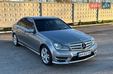 Седан Mercedes-Benz C-Class 2012 в Житомире