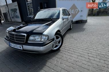Седан Mercedes-Benz C-Class 1995 в Кременчуге