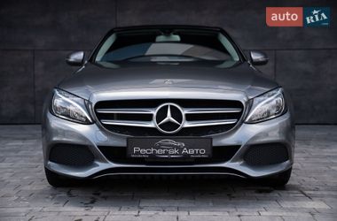 Седан Mercedes-Benz C-Class 2017 в Киеве