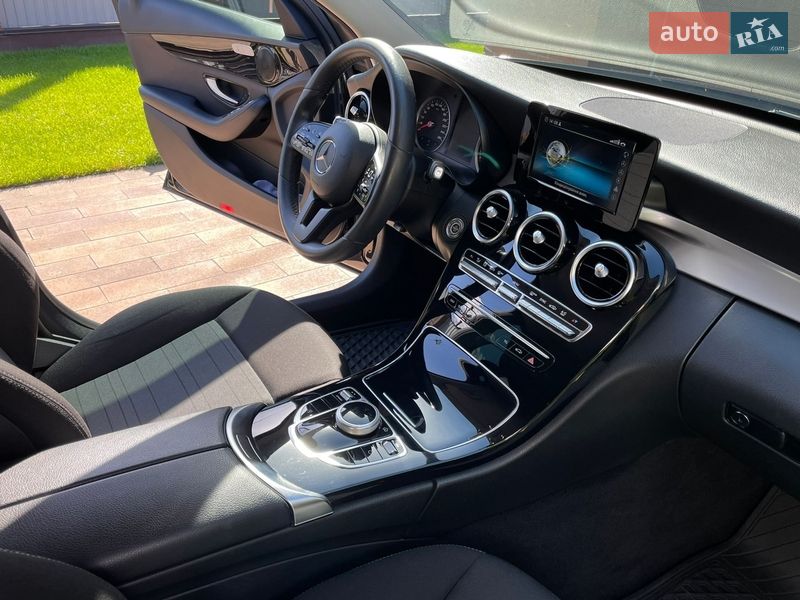 Седан Mercedes-Benz C-Class 2018 в Києві